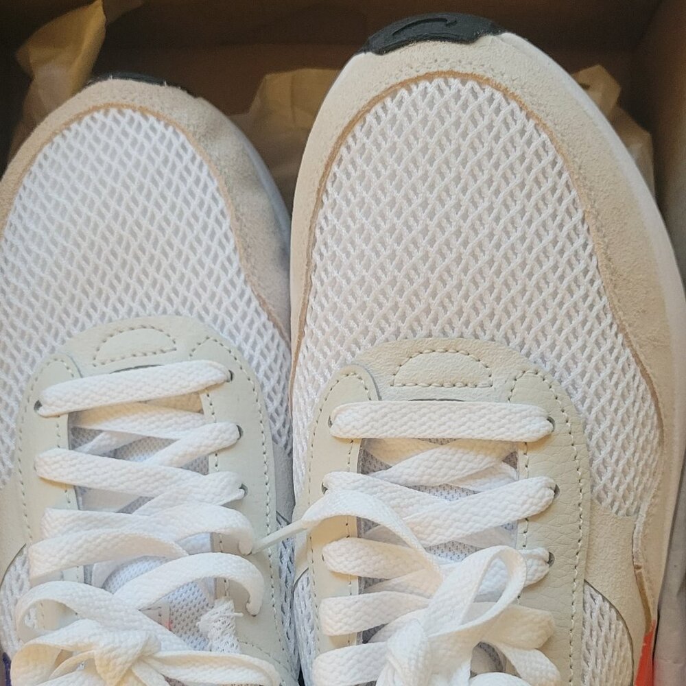 W NIKE AIR MAX SYSTM - Picture 3 of 5